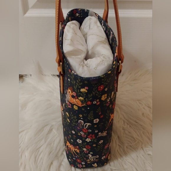 💖FIRM! NWT DISNEY PARKS COLLECTION X DOONEY AND BOURKE 2023 BAMBI FLORAL TOTE - Picture 5 of 13